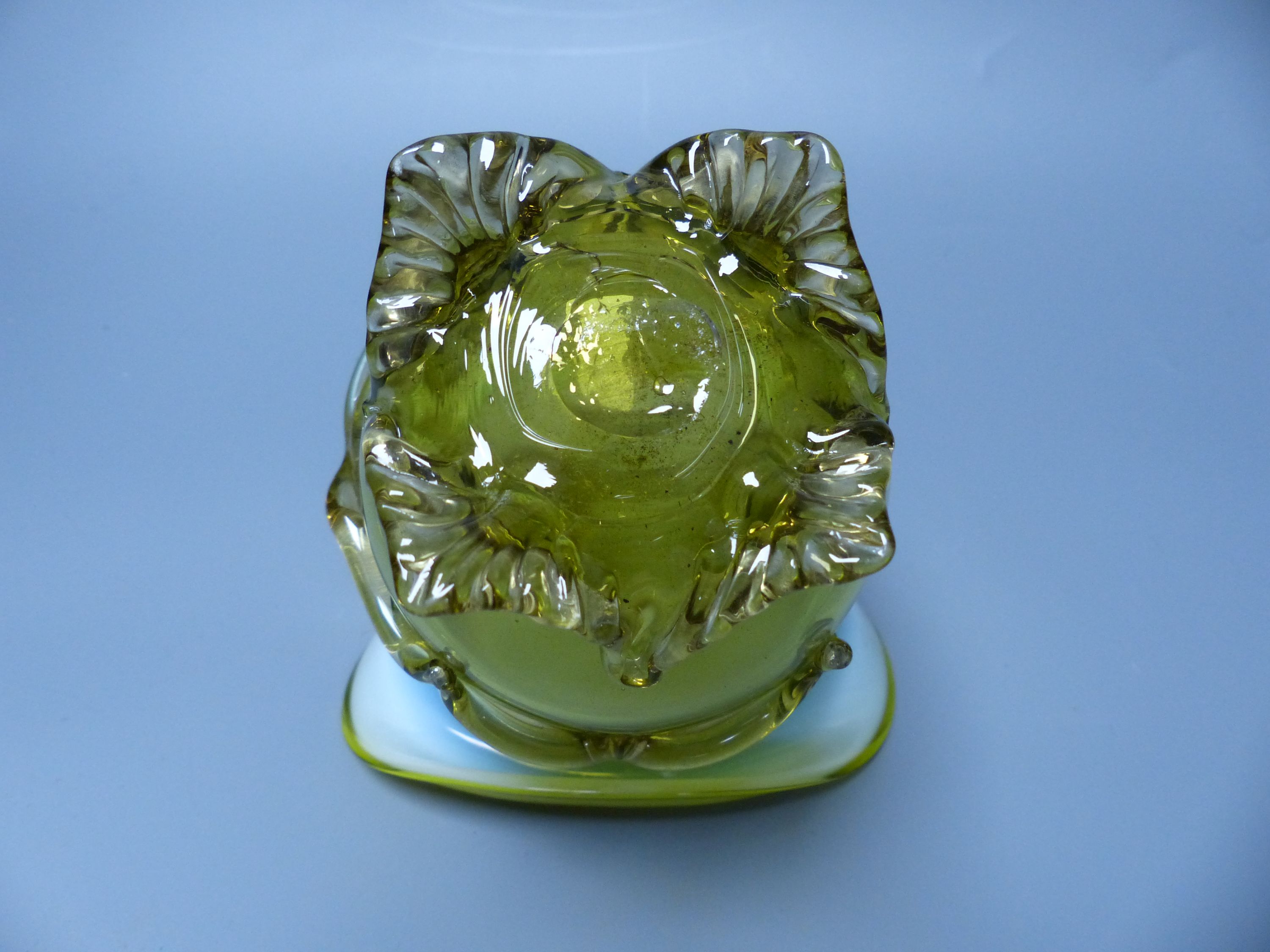 A green aventurine glass bowl and a Victorian style vaseline bowl, tallest 13.5cm